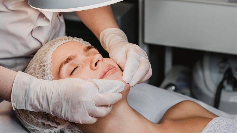 young-woman-getting-beauty-procedure-spa